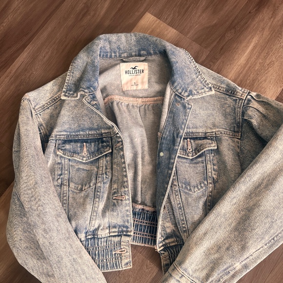 Hollister Jean Jacket. Size S - Picture 2 of 2